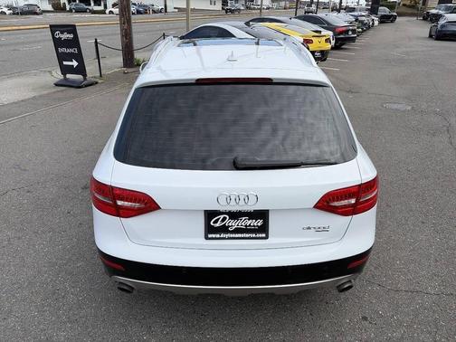 Ibis White 2013 Audi allroad 2.0T Prestige