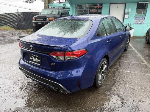 Blue Crush Metallic 2020 Toyota Corolla SE