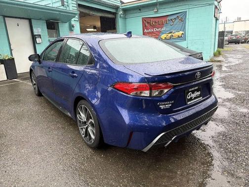 Blue Crush Metallic 2020 Toyota Corolla SE