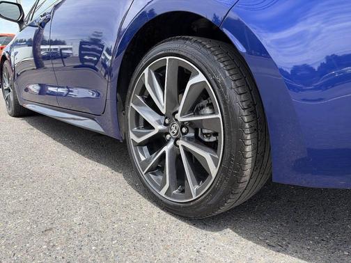 Blue Crush Metallic 2020 Toyota Corolla SE