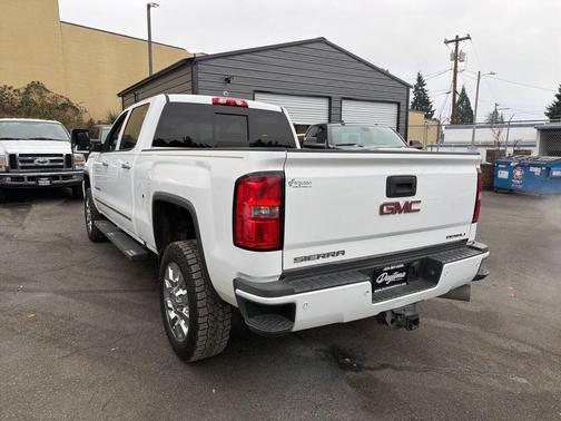 2016 GMC Sierra 2500 Denali