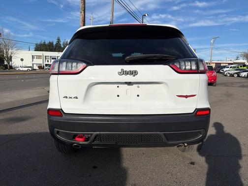 2020 Jeep Cherokee Trailhawk