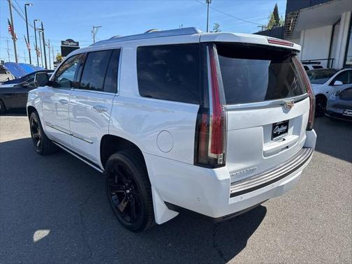 2018 Cadillac Escalade Platinum