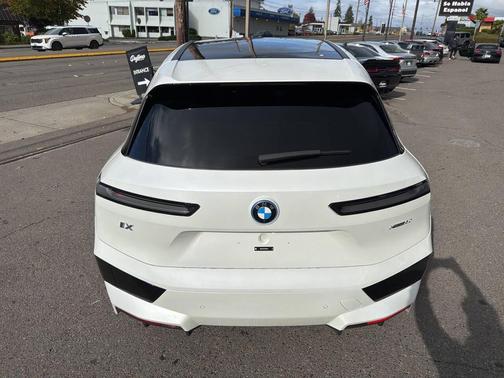 2025 BMW iX xDrive50