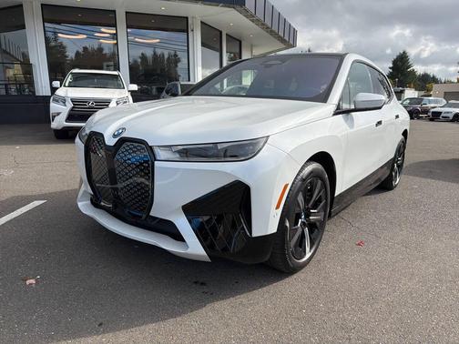 2025 BMW iX xDrive50