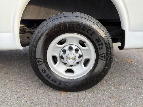 2020 Chevrolet Express 2500 RWD 2500 Regular Wheelbase WT