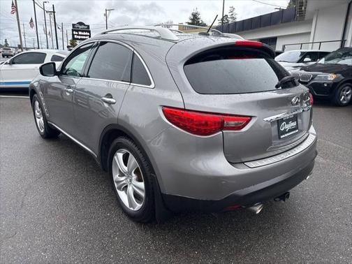 2010 INFINITI FX35 Base