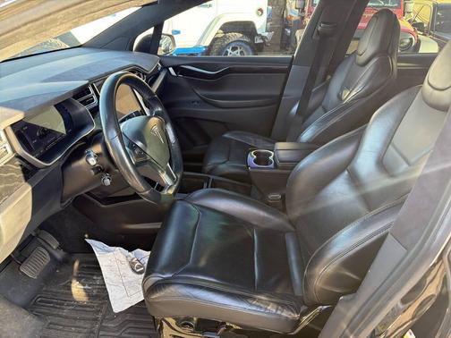 2016 Tesla Model X 90D