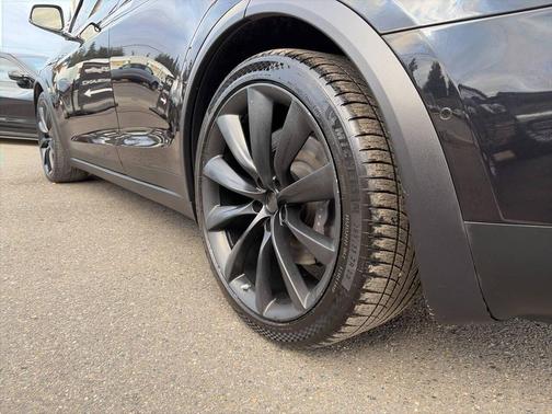 2016 Tesla Model X 90D