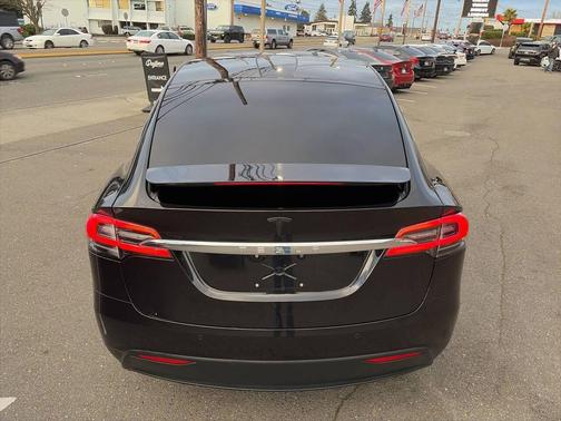 2016 Tesla Model X 90D