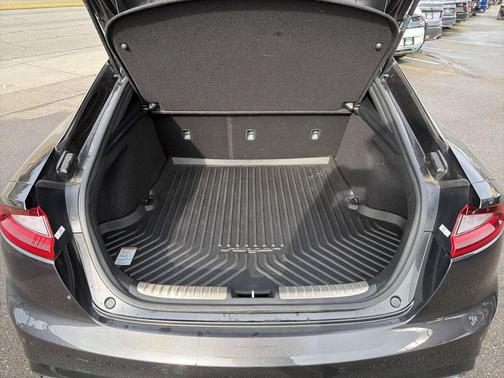 2019 Kia Stinger GT1