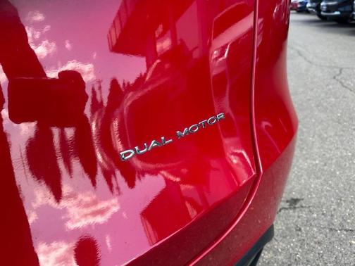 Red Multi-Coat 2022 Tesla Model Y Long Range Dual Motor All-Wheel Drive