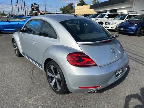 2012 Volkswagen Beetle Base