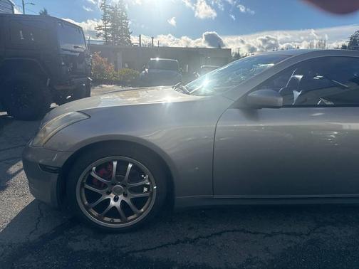 2005 INFINITI G35 Base