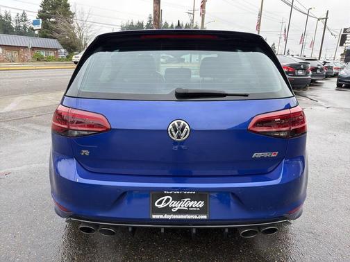 2017 Volkswagen Golf R 2.0T DSG
