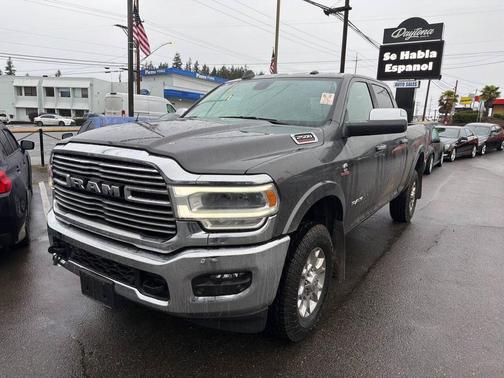2022 RAM 2500 Laramie Crew Cab 4x4 6'4' Box