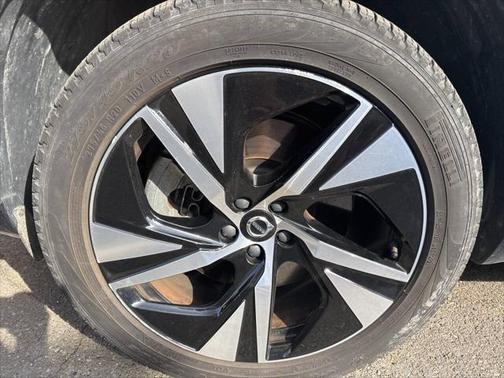 2022 Volvo XC90 Recharge Plug-In Hybrid T8 R-Design 7 Passenger