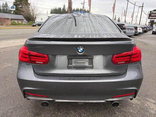 2017 BMW 330 330i 4dr Sedan