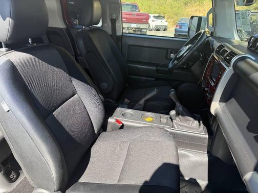 Brick 2011 Toyota FJ Cruiser Base