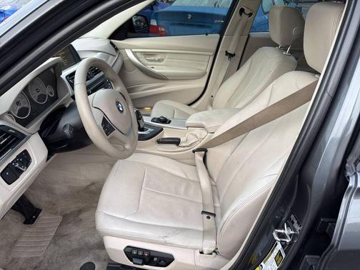 2012 BMW 328 328i 4dr Sedan