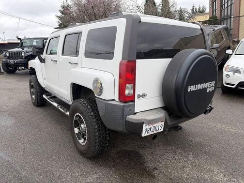 2008 Hummer H3 Base