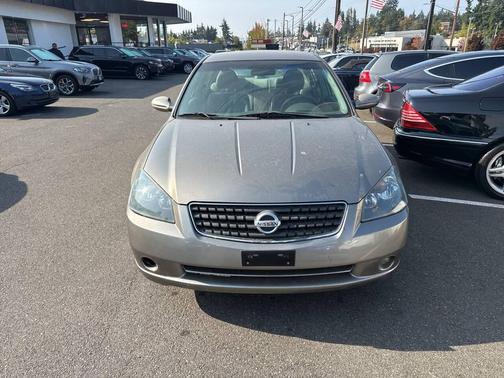 2005 Nissan Altima 3.5 SE