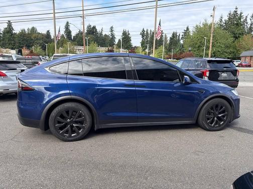 2022 Tesla Model X Plaid Tri Motor All-Wheel Drive