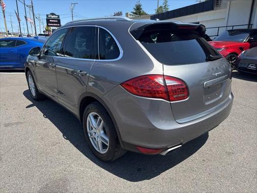 2011 Porsche Cayenne S
