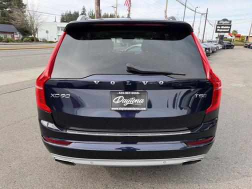 Magic Blue Metallic 2016 Volvo XC90 T5 Momentum