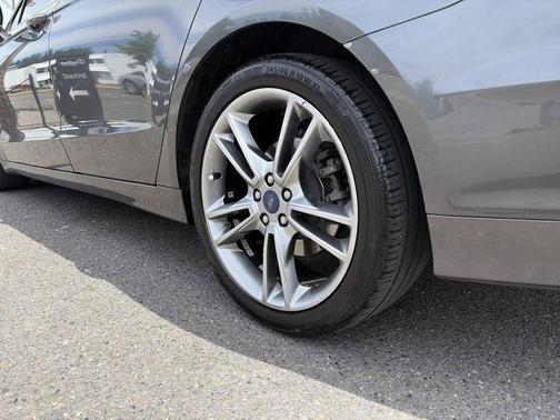Magnetic 2016 Ford Fusion Titanium