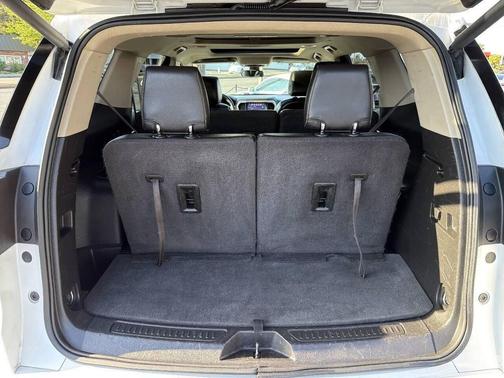 White Frost Tricoat 2017 GMC Acadia Denali