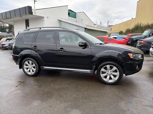 2010 Mitsubishi Outlander XLS
