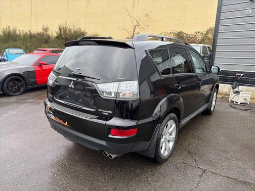 2010 Mitsubishi Outlander XLS