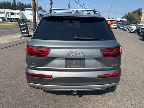 2017 Audi Q7 3.0T Premium