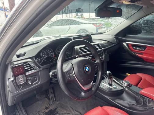 Alpine White 2014 BMW 335 i