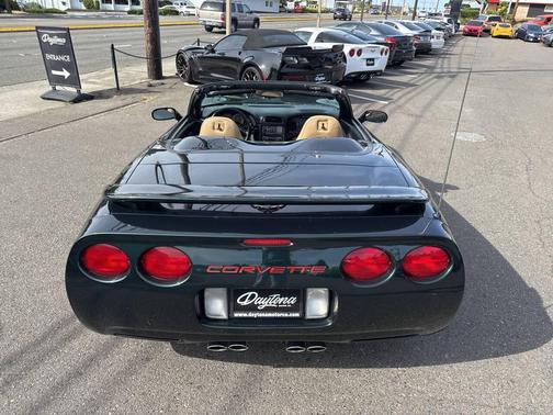 2000 Chevrolet Corvette Base