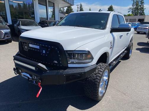 2017 RAM 2500 Laramie Crew Cab 4x4 6'4' Box