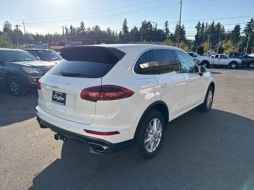 2016 Porsche Cayenne S
