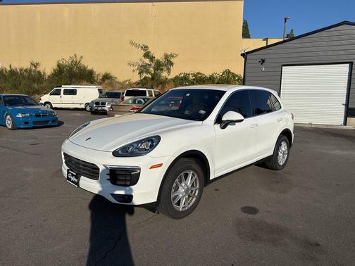 2016 Porsche Cayenne S