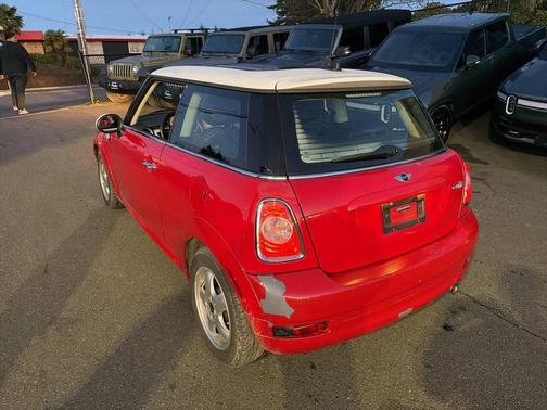 2011 MINI Cooper S Base