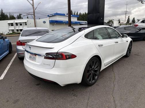 Pearl White Multi-Coat 2020 Tesla Model S Performance