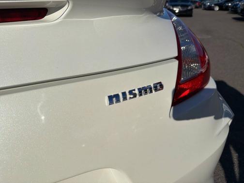 2017 Nissan 370Z NISMO