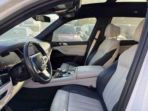2019 BMW X7 xDrive40i