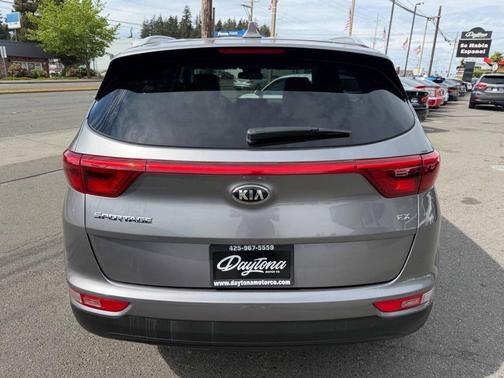 Mineral Silver 2017 Kia Sportage EX