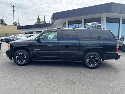 2002 GMC Yukon XL Denali