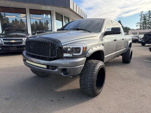 2007 Dodge Ram 2500 SLT Mega Cab