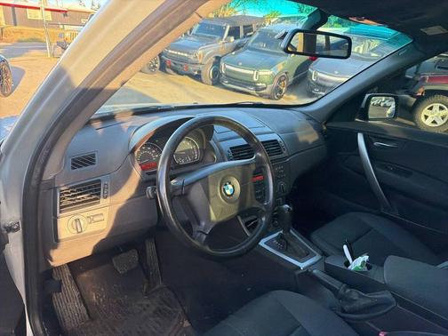 2005 BMW X3 2.5i