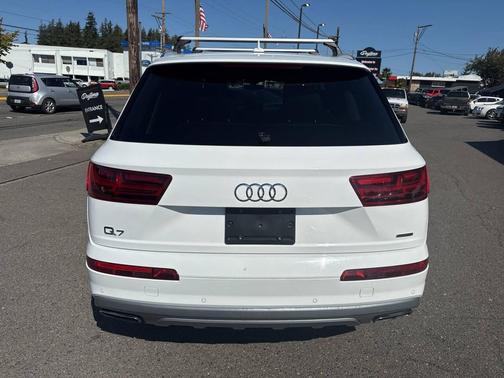 2018 Audi Q7 2.0T Premium Plus