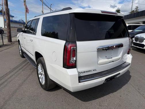 Summit White 2016 GMC Yukon XL Denali