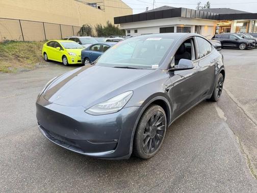 2021 Tesla Model Y Standard Range Rear-Wheel Drive